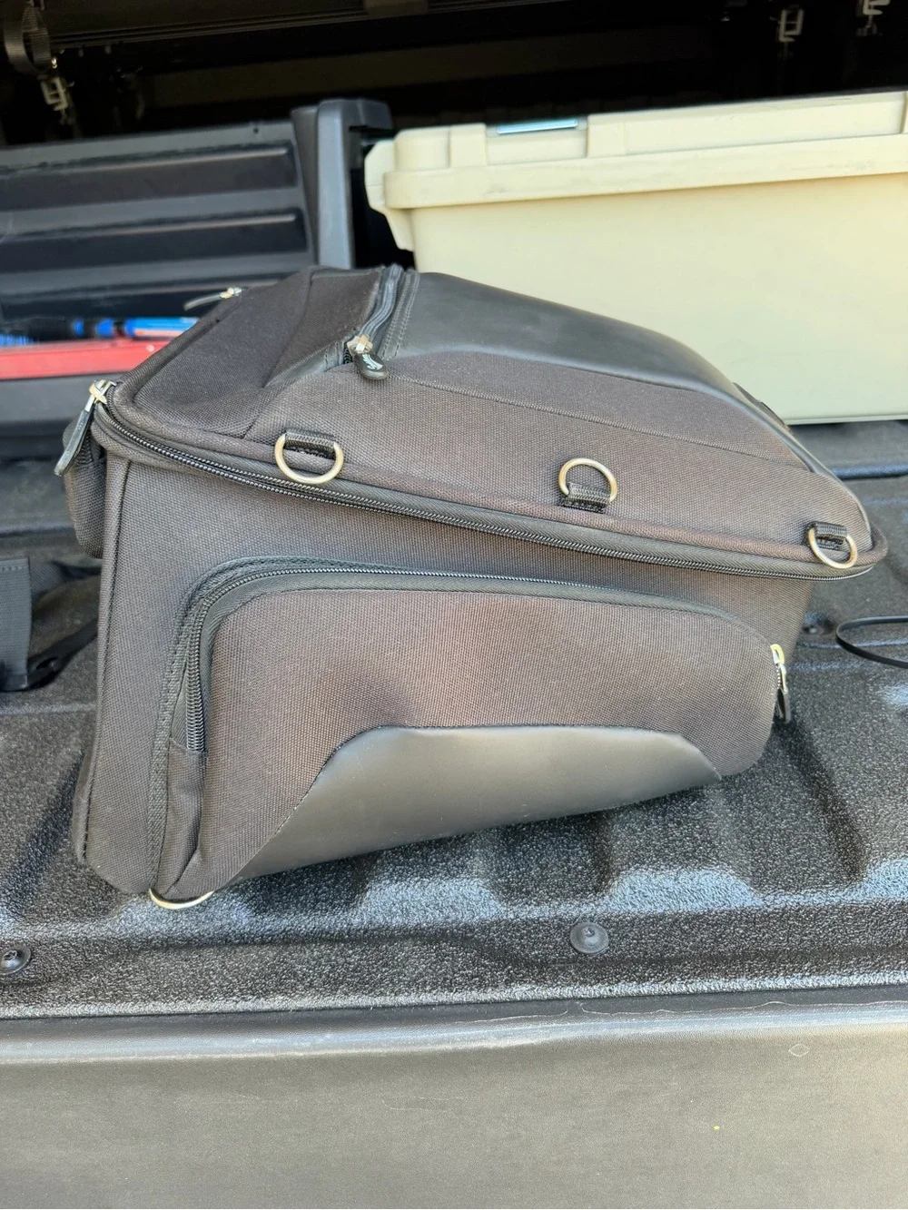 Saddlemen TS1620S Wide Tunnel Motorcycle Tail Bag